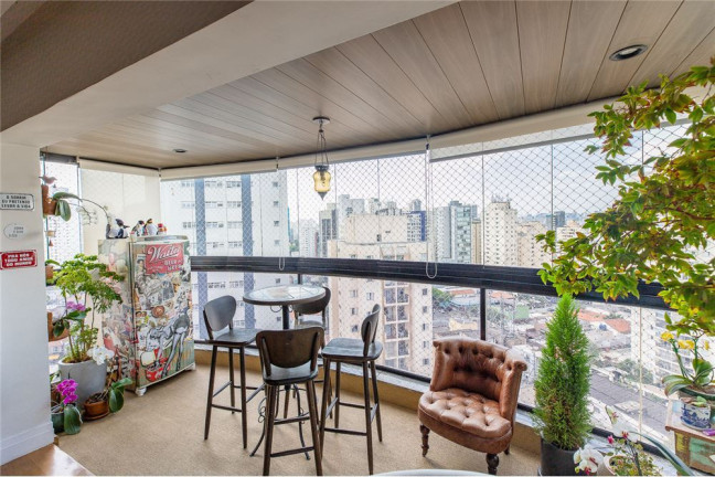 Imagem Apartamento com 3 Quartos à Venda, 190 m² em Moema - São Paulo