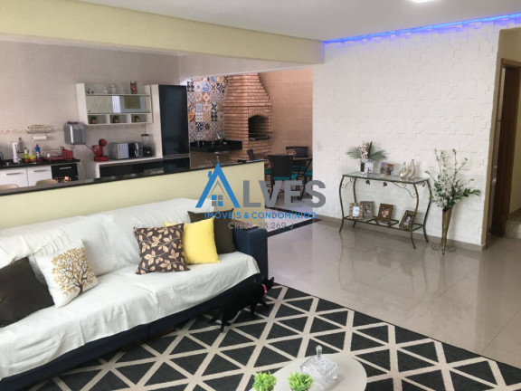 Foto do imóvel Sobrado com 3 Quartos à Venda, 180 m² em Vila Pires - Santo André