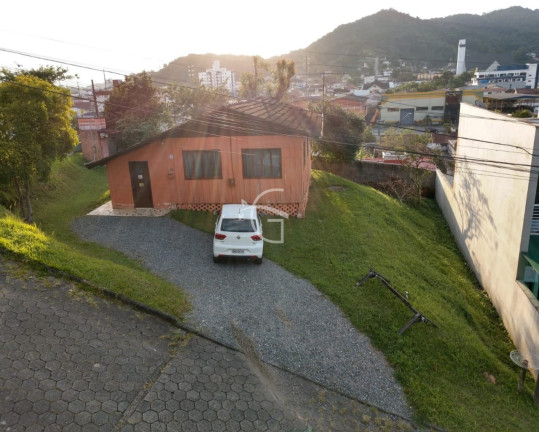 Imagem Terreno à Venda, 410 m² em Iririú - Joinville