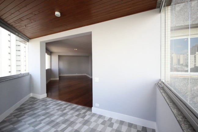 Imagem Apartamento com 3 Quartos à Venda ou Locação, 245 m² em Moema - São Paulo