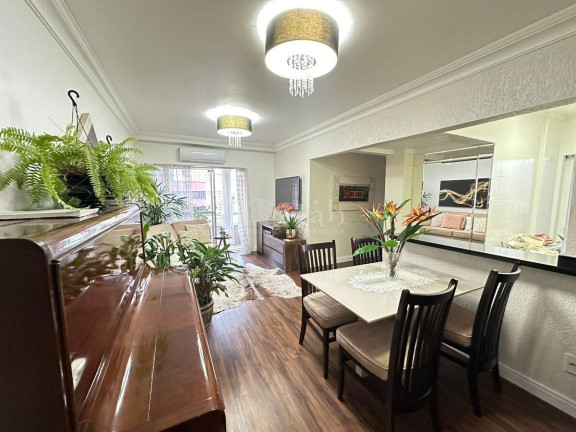 Foto do imóvel Apartamento com 2 Quartos à Venda, 77 m² em Centro - Balneário Camboriú