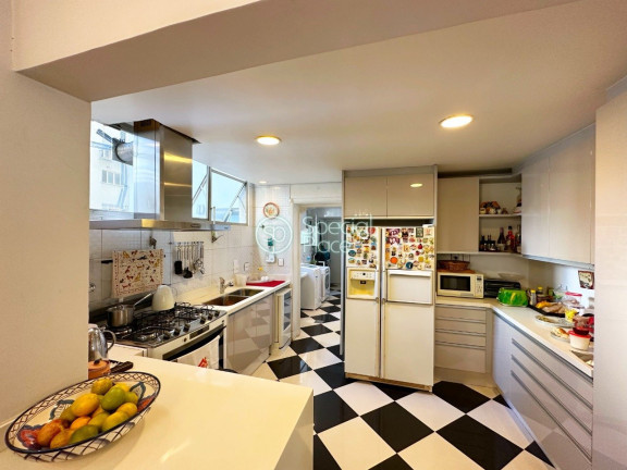 Foto do imóvel Apartamento com 2 Quartos à Venda, 300 m² em Jardim América - São Paulo
