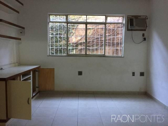 Imagem Casa com 10 Quartos à Venda, 400 m² em Gradim - São Gonçalo