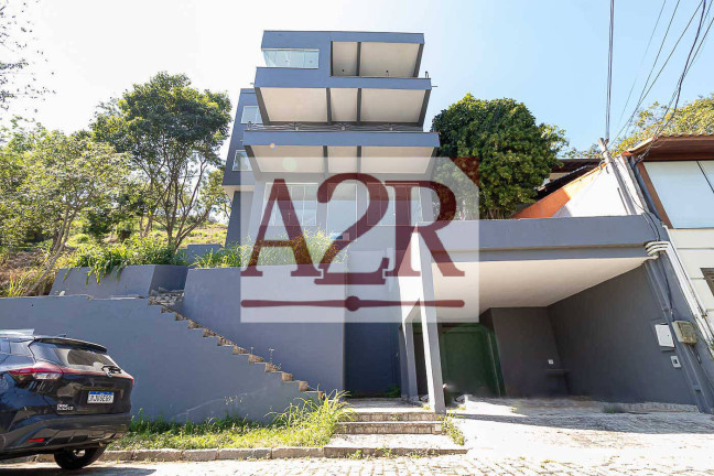 Imagem Casa com 4 Quartos à Venda, 436 m² em Vila Progresso - Niterói