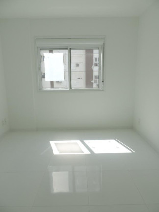Imagem Apartamento com 1 Quarto à Venda, 56 m² em Jardim Itu-sabará - Porto Alegre