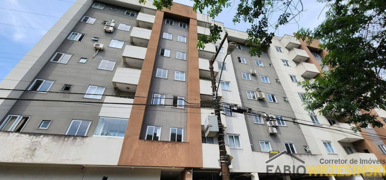 Imagem Apartamento com 2 Quartos à Venda, 60 m² em Atiradores - Joinville