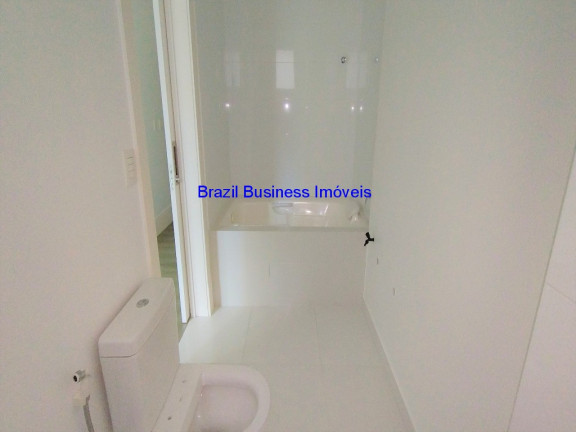 Imagem Imóvel com 3 Quartos à Venda, 162 m² em Centro - Balneário Camboriú