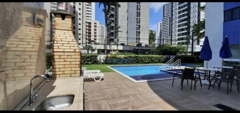 Foto do imóvel Apartamento com 2 Quartos à Venda, 60 m² em Encruzilhada - Recife