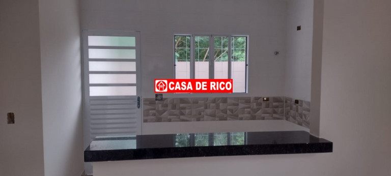 Imagem Casa com 2 Quartos à Venda, 68 m² em Guandaline Hermano - Ibiporã