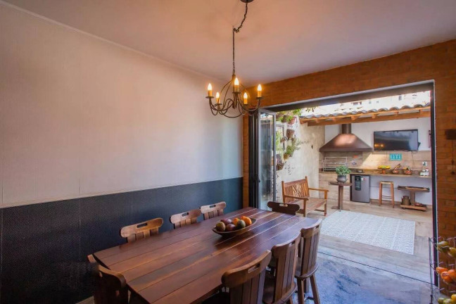 Foto do imóvel Casa com 4 Quartos à Venda, 305 m² em Bosque Da Saúde - São Paulo