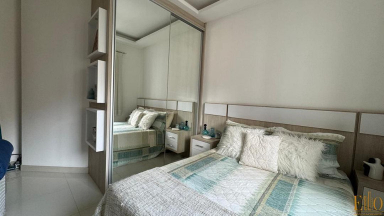 Foto do imóvel Apartamento com 4 Quartos à Venda, 193 m² em Meia Praia - Itapema