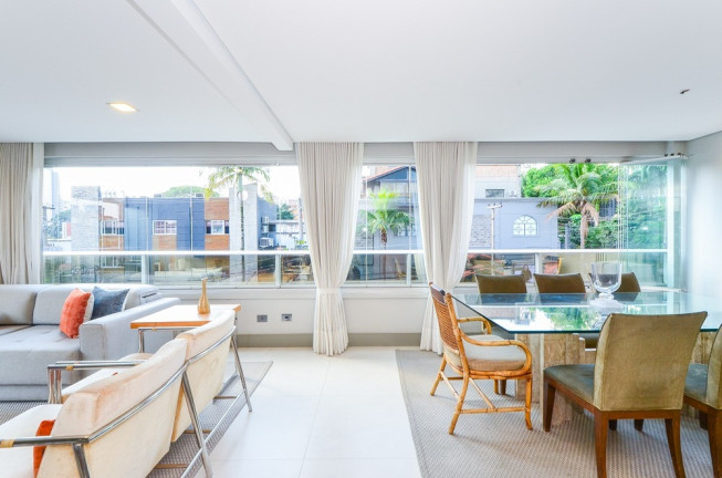 Foto do imóvel Apartamento com 2 Quartos à Venda, 122 m² em Vila Olímpia - São Paulo