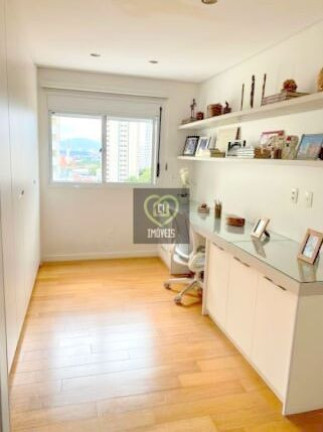 Imagem Apartamento com 4 Quartos à Venda, 161 m² em Vila Romana - São Paulo