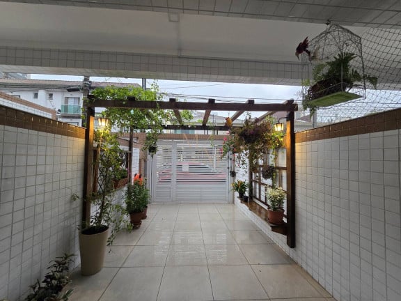 Foto do imóvel Casa com 3 Quartos à Venda, 200 m² em Ponta Da Praia - Santos