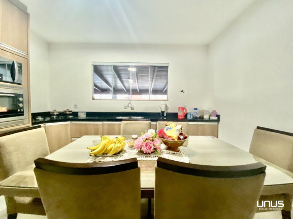 Imagem Casa com 7 Quartos à Venda, 360 m² em Ipiranga - São José