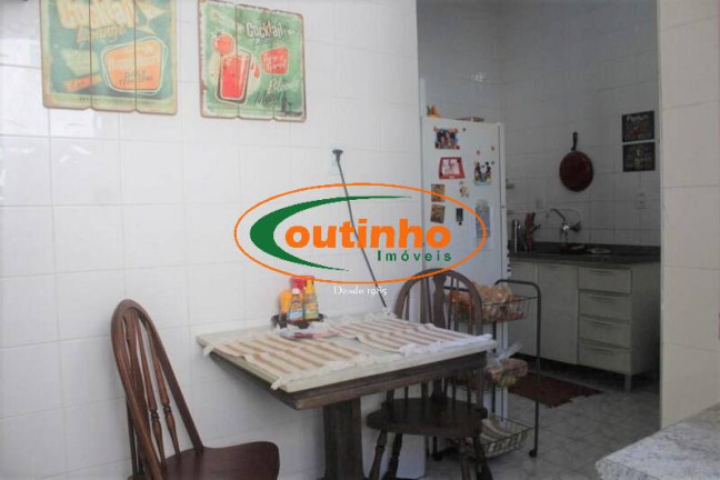 Imagem Casa com 3 Quartos à Venda, 856 m² em Grajaú - Rio De Janeiro
