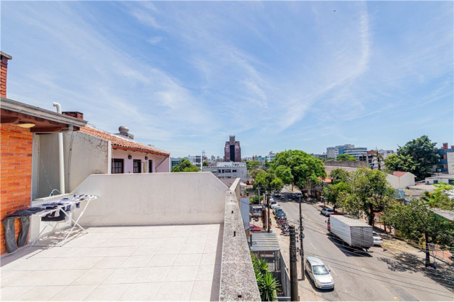 Imagem Cobertura com 3 Quartos à Venda, 234 m² em Santana - Porto Alegre