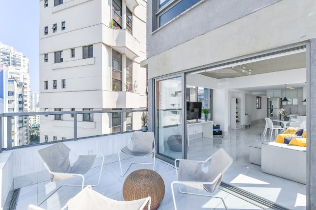 Foto do imóvel Cobertura com 2 Quartos à Venda, 144 m² em Vila Nova Conceição - São Paulo