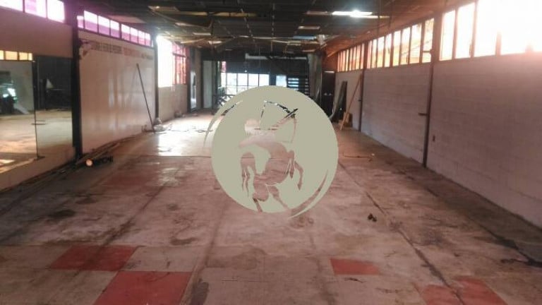 Foto do imóvel Imóvel Comercial à Venda, 600 m² em Pompeia - Santos