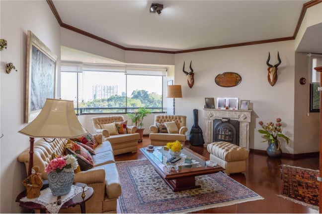 Foto do imóvel Apartamento com 3 Quartos à Venda, 147 m² em Vila Suzana - São Paulo