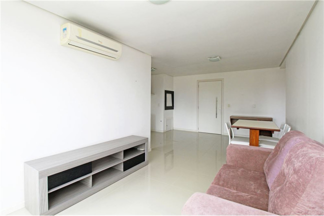 Imagem Apartamento com 1 Quarto à Venda, 50 m² em Jardim Botânico - Porto Alegre