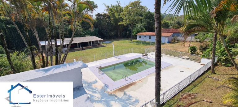 Chácara com 8 Quartos para Alugar ou Temporada, 300 m² em Rio Acima - Jundiaí