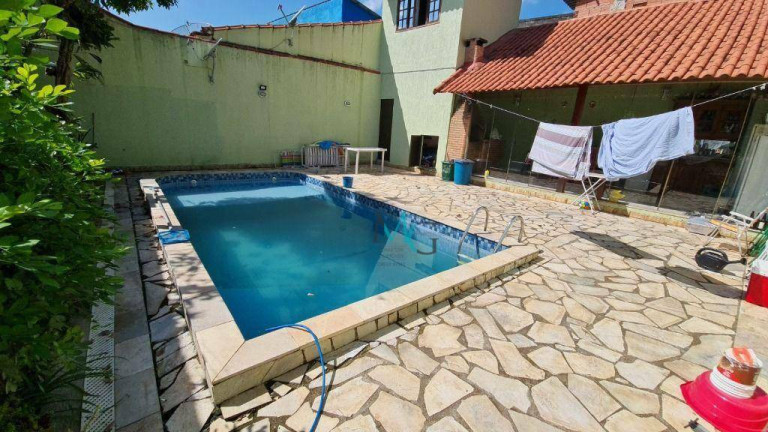 Imagem Casa com 3 Quartos à Venda ou Locação, 379 m² em Guaratiba - Rio De Janeiro