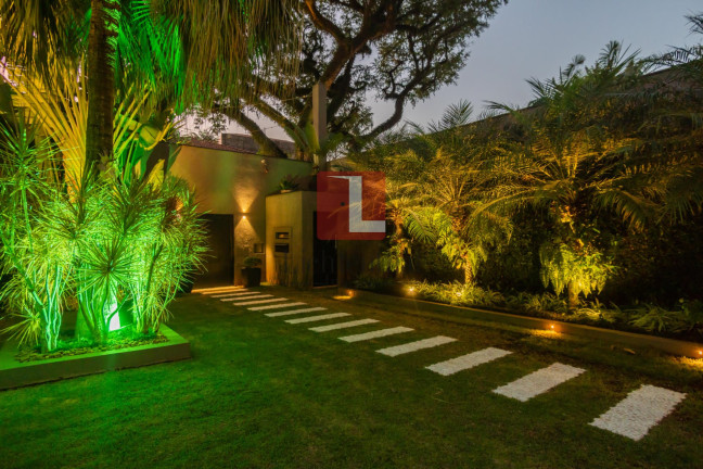 Imagem Casa com 5 Quartos à Venda, 720 m² em Pacaembu - São Paulo