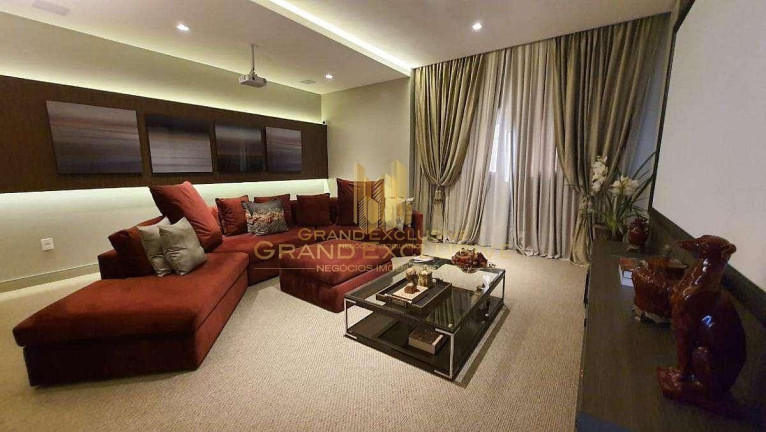 Foto do imóvel Apartamento com 3 Quartos à Venda, 140 m² em Centro - Balneário Camboriú