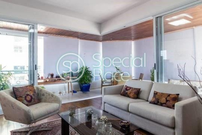 Foto do imóvel Apartamento com 3 Quartos à Venda, 300 m² em Brooklin - São Paulo
