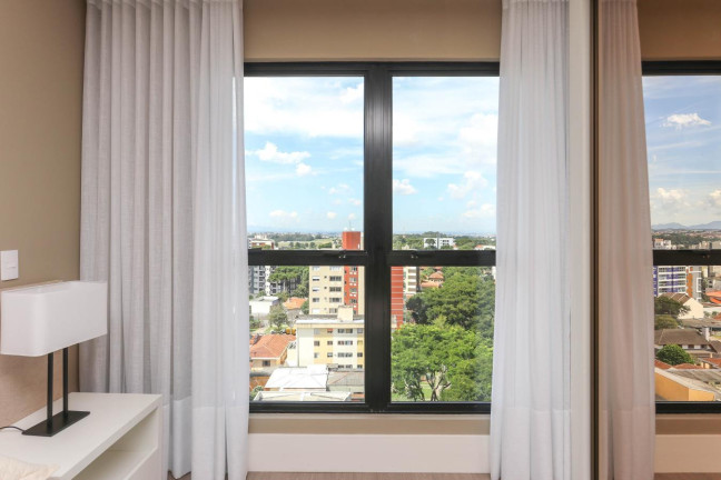 Imagem Apartamento com 3 Quartos à Venda, 106 m² em Cabral - Curitiba