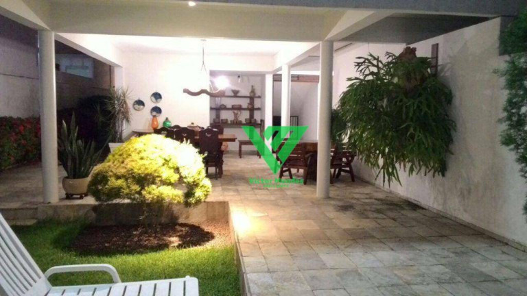 Imagem Casa com 7 Quartos à Venda, 139 m² em Jardim Oceania - João Pessoa