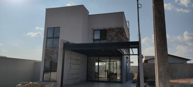 Imagem Casa com 3 Quartos à Venda, 183 m² em Vale Quem Tem - Teresina