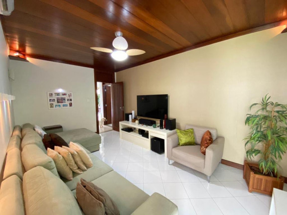 Imagem Casa com 4 Quartos à Venda, 355 m² em Piatã - Salvador