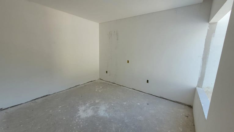 Foto do imóvel Sobrado com 3 Quartos à Venda, 186 m² em Glória - Joinville