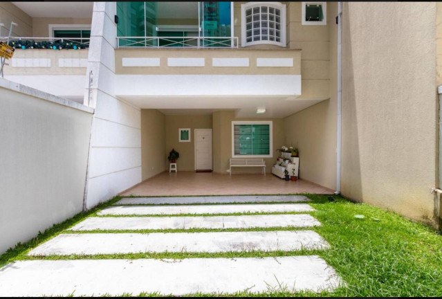 Imagem Casa com 3 Quartos à Venda, 233 m² em Cristo Rei - Curitiba