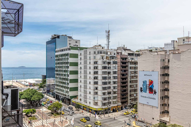 Foto do imóvel Apartamento com 3 Quartos à Venda, 120 m² em Copacabana - Rio De Janeiro