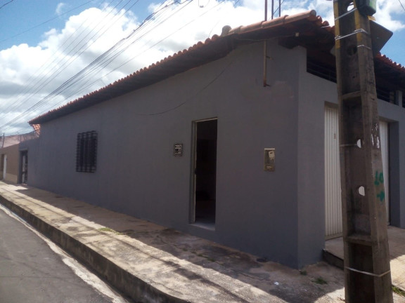 Imagem Casa com 2 Quartos à Venda, 250 m² em Saci - Teresina