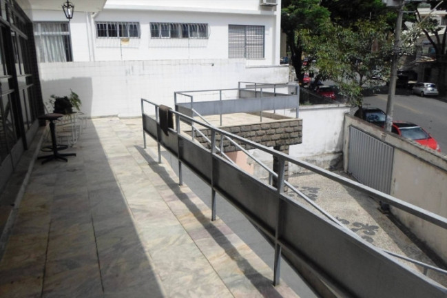 Foto do imóvel Casa com 4 Quartos à Venda, 696 m² em Sion - Belo Horizonte