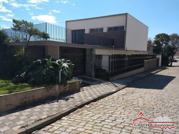 Foto do imóvel Casa com 3 Quartos à Venda, 295 m² em Centro - Jacareí