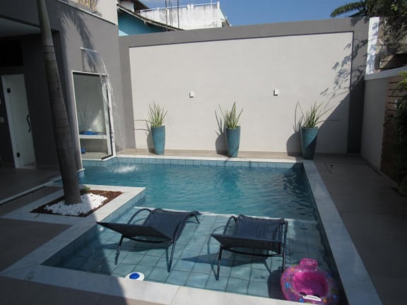 Imagem Casa com 4 Quartos à Venda, 350 m² em Recreio Dos Bandeirantes - Rio De Janeiro