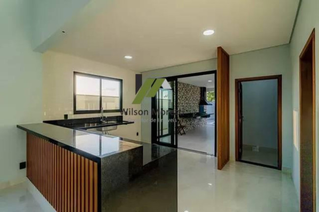 Imagem Casa de Condomínio com 3 Quartos à Venda, 205 m²