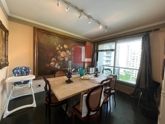 Imagem Apartamento com 3 Quartos à Venda, 220 m² em Itaim Bibi - São Paulo