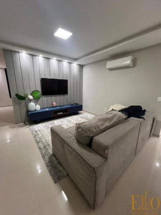Foto do imóvel Apartamento com 4 Quartos à Venda, 192 m² em Meia Praia - Itapema