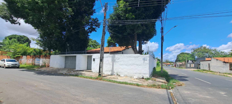 Imagem Casa com 4 Quartos à Venda, 480 m² em São João - Teresina