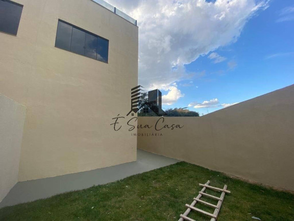 Foto do imóvel Casa com 3 Quartos à Venda, 110 m² em Parque Xangri-lá - Contagem