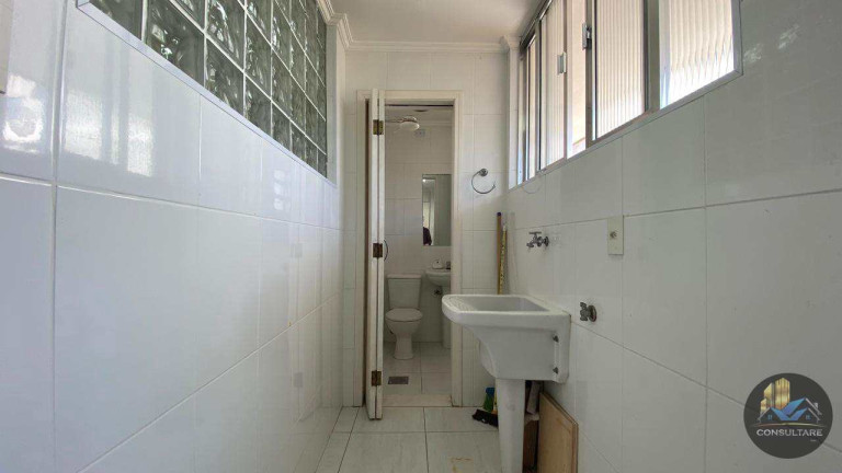 Imagem Apartamento com 2 Quartos à Venda, 67 m² em Gonzaga - Santos