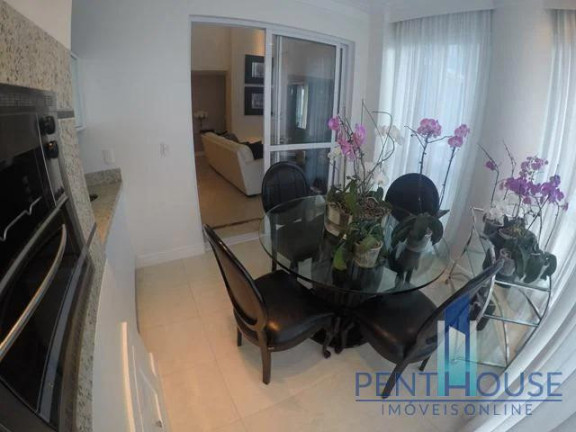 Foto do imóvel Apartamento com 3 Quartos à Venda, 220 m² em Centro - Balneário Camboriú