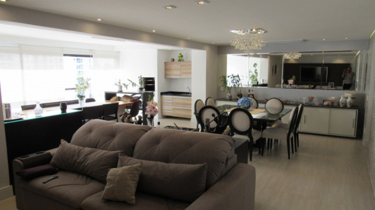 Foto do imóvel Apartamento com 3 Quartos à Venda, 209 m² em Granja Julieta - São Paulo
