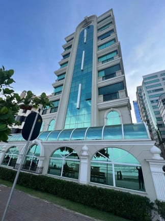 Foto do imóvel Apartamento com 4 Quartos à Venda, 157 m² em Meia Praia - Itapema